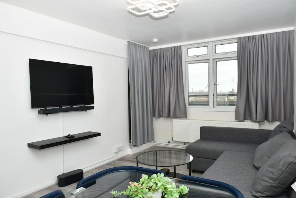 Apartament Away From Londra